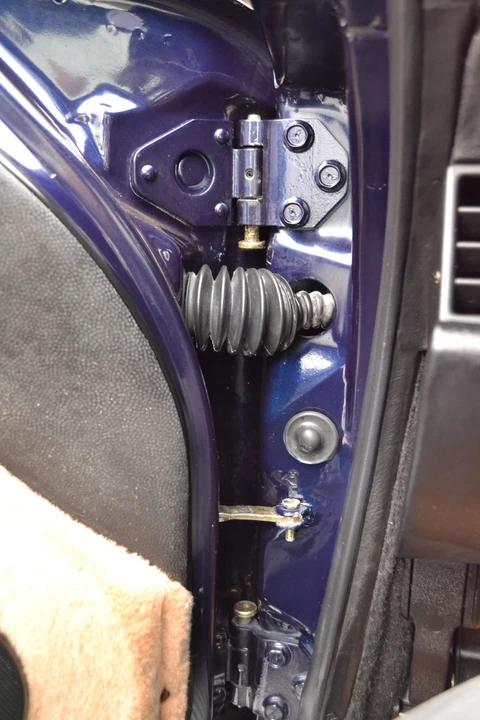 1998 Porsche 993 Carrera - Image 27 of 31