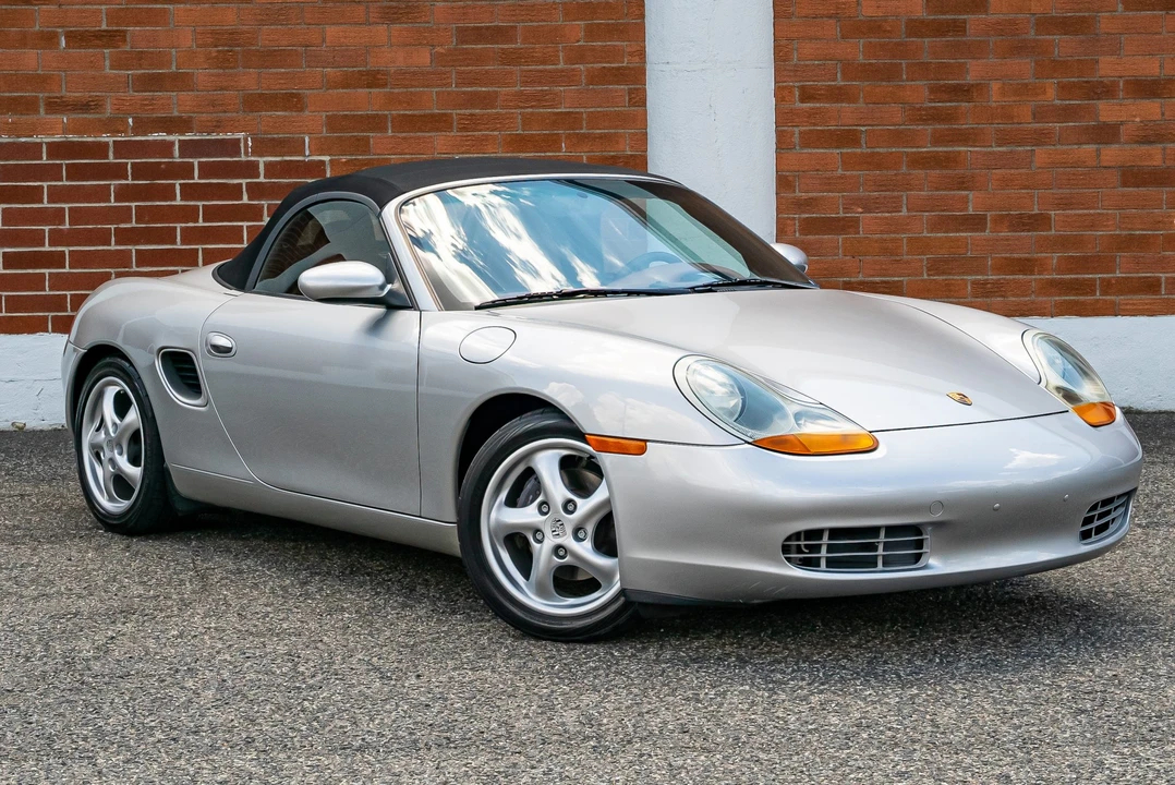 1998 Porsche 986 Boxster - Image 16 of 31