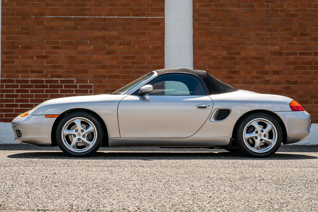 1998 Porsche 986 Boxster - Image 5 of 31