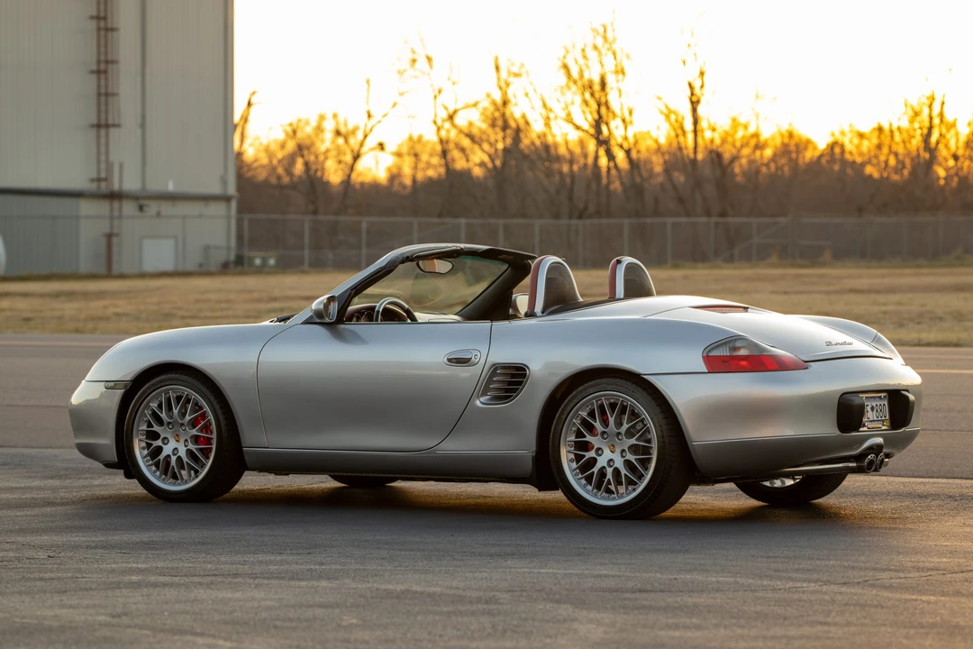 1998 Porsche 986 Boxster - Image 8 of 31