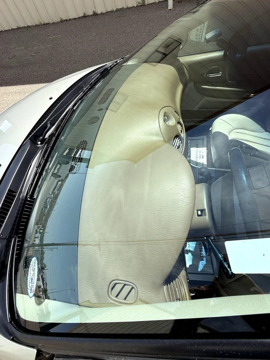 1999 Chrysler 300 - Image 23 of 31