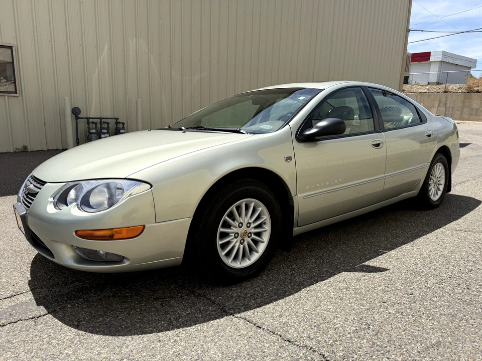 1999 Chrysler 300 - Image 6 of 31