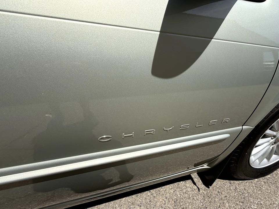 1999 Chrysler 300 - Image 29 of 31