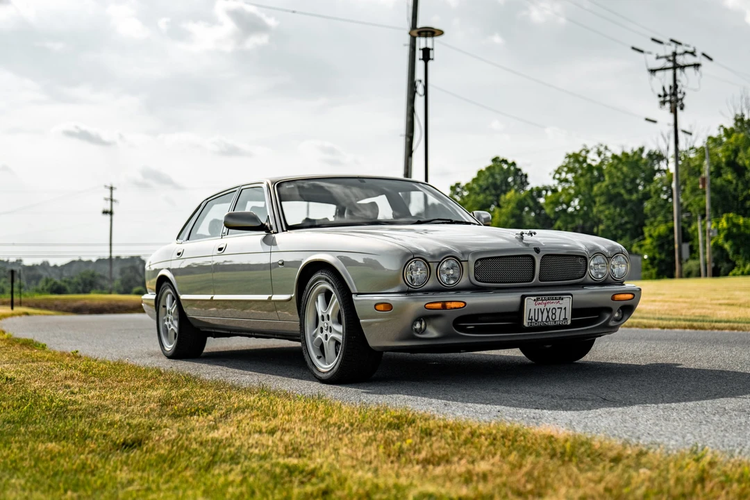 1999 Jaguar X308 XJR - Image 9 of 31