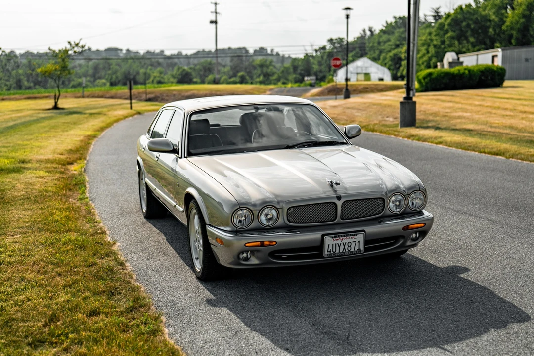 1999 Jaguar X308 XJR - Image 8 of 31