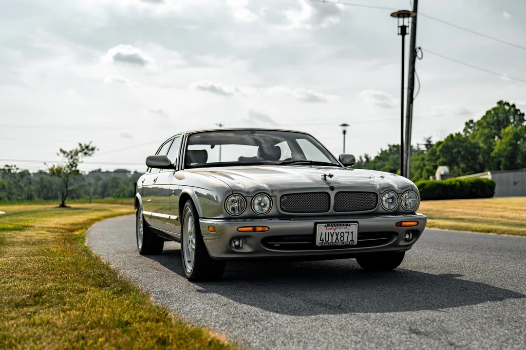 1999 Jaguar X308 XJR - Image 7 of 31