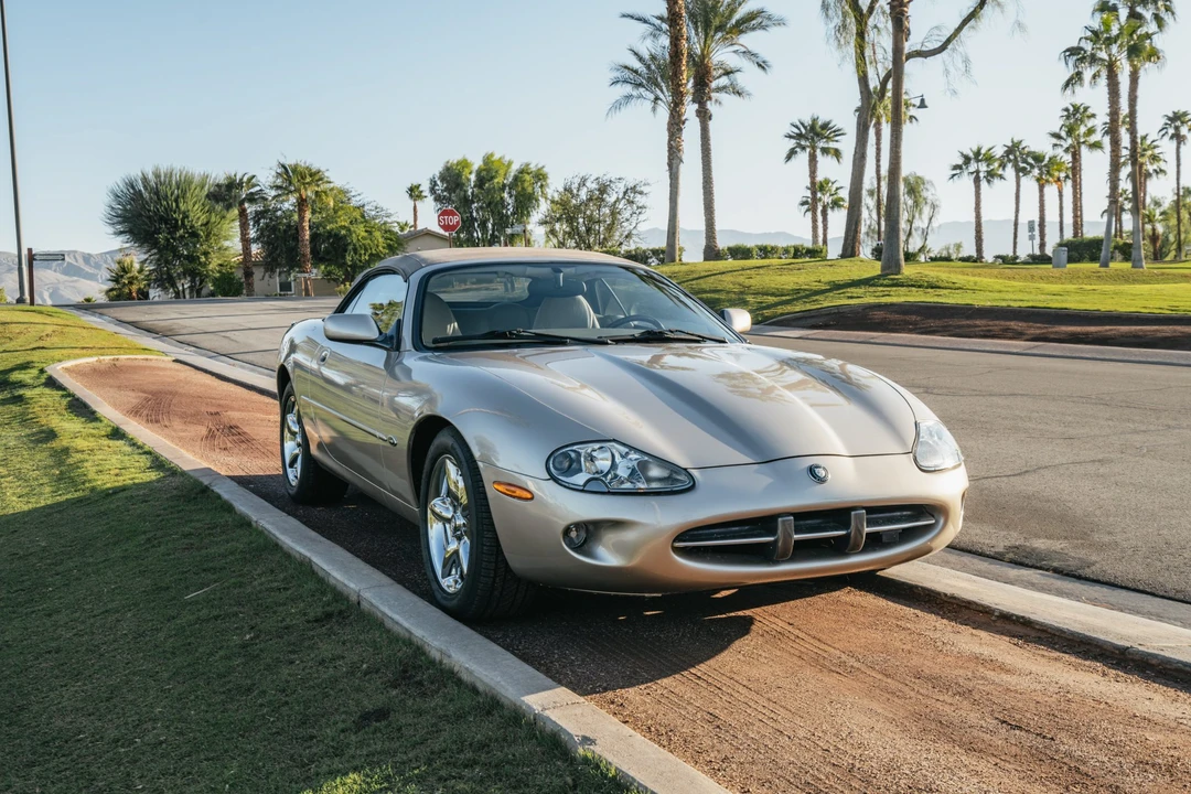 1999 Jaguar X100 XK8 - Image 8 of 31