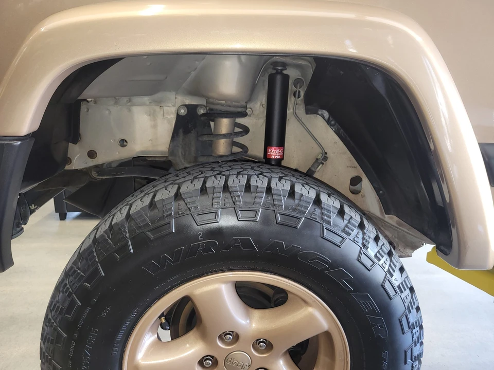 1999 Jeep XJ Cherokee - Image 17 of 31