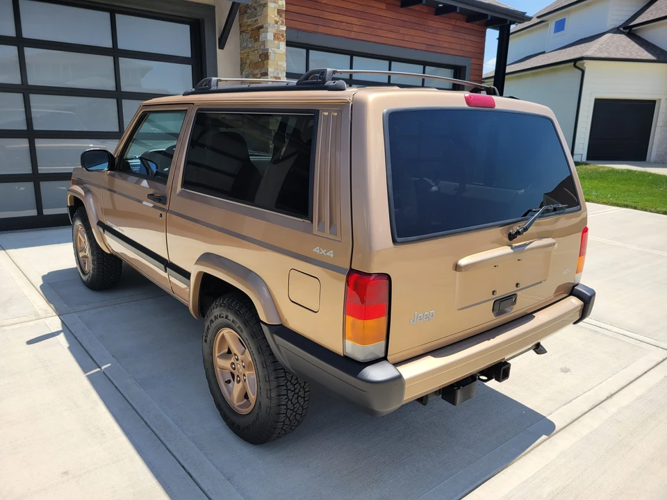 1999 Jeep XJ Cherokee - Image 4 of 31