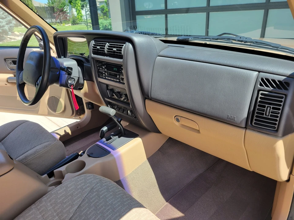 1999 Jeep XJ Cherokee - Image 29 of 31