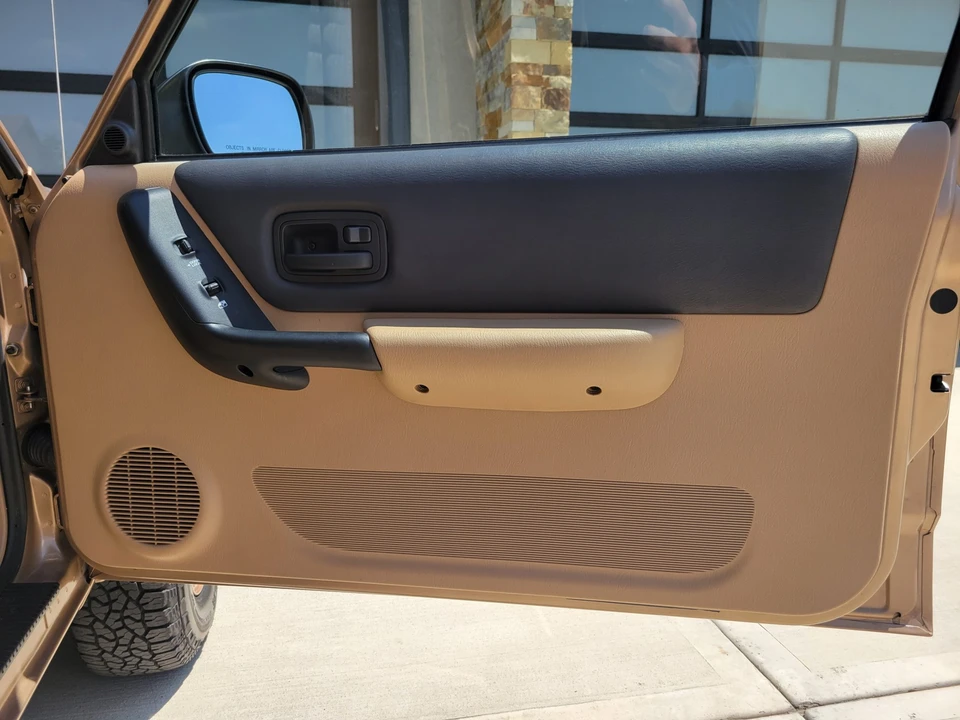1999 Jeep XJ Cherokee - Image 26 of 31