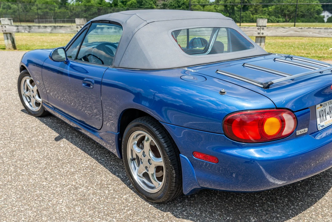 1999 Mazda NB MX-5 Miata - Image 28 of 31