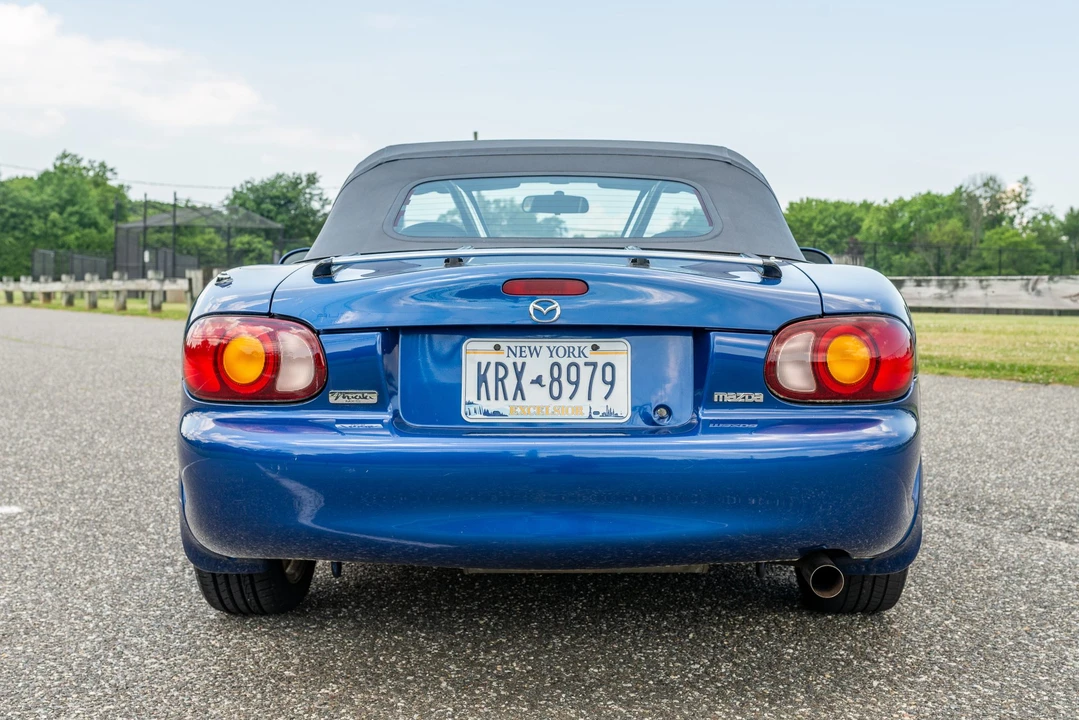 1999 Mazda NB MX-5 Miata - Image 8 of 31