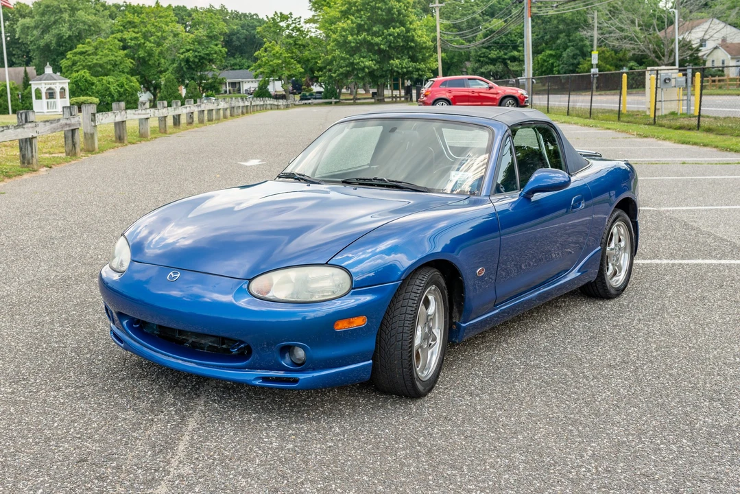 1999 Mazda NB MX-5 Miata - Image 2 of 31