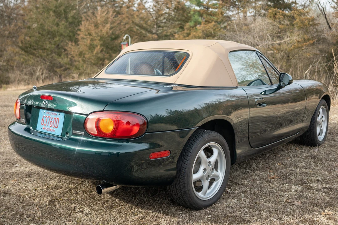 1999 Mazda NB MX-5 Miata - Image 5 of 31