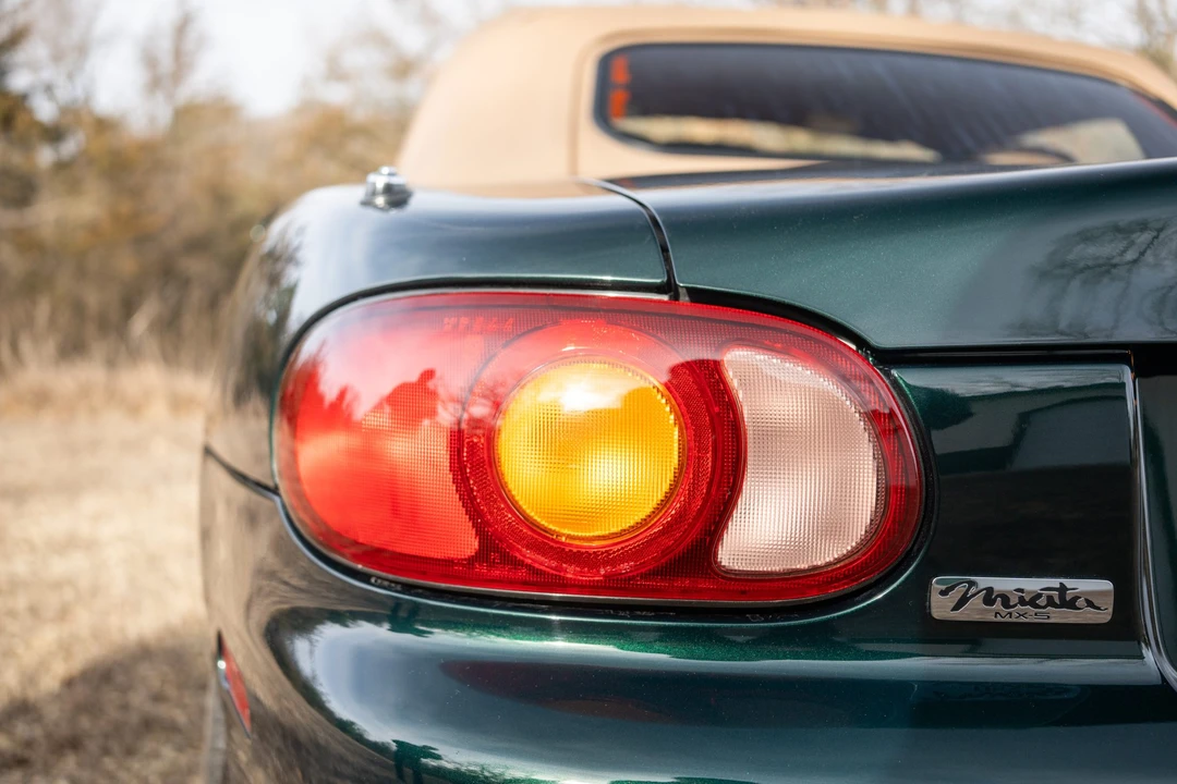 1999 Mazda NB MX-5 Miata - Image 13 of 31