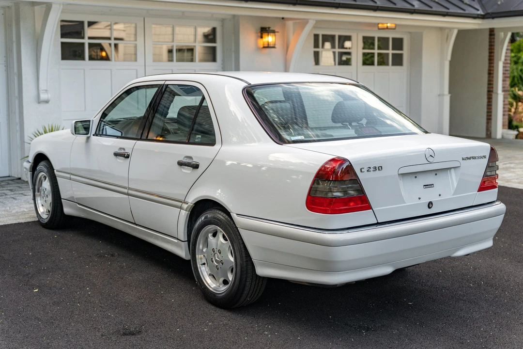 1999 Mercedes-Benz W202 C-Class - Image 8 of 31