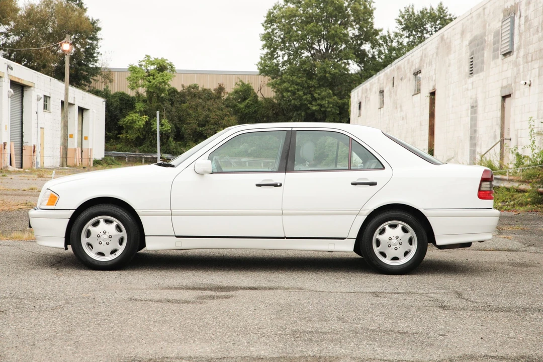 1999 Mercedes-Benz W202 C-Class - Image 4 of 31