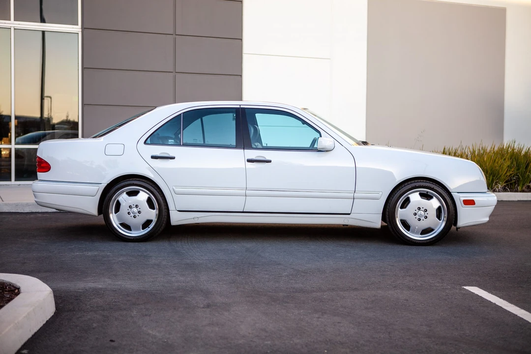 1999 Mercedes-Benz W210 E 36 & E 50 & E 55 & E 60 AMG - Image 17 of 31