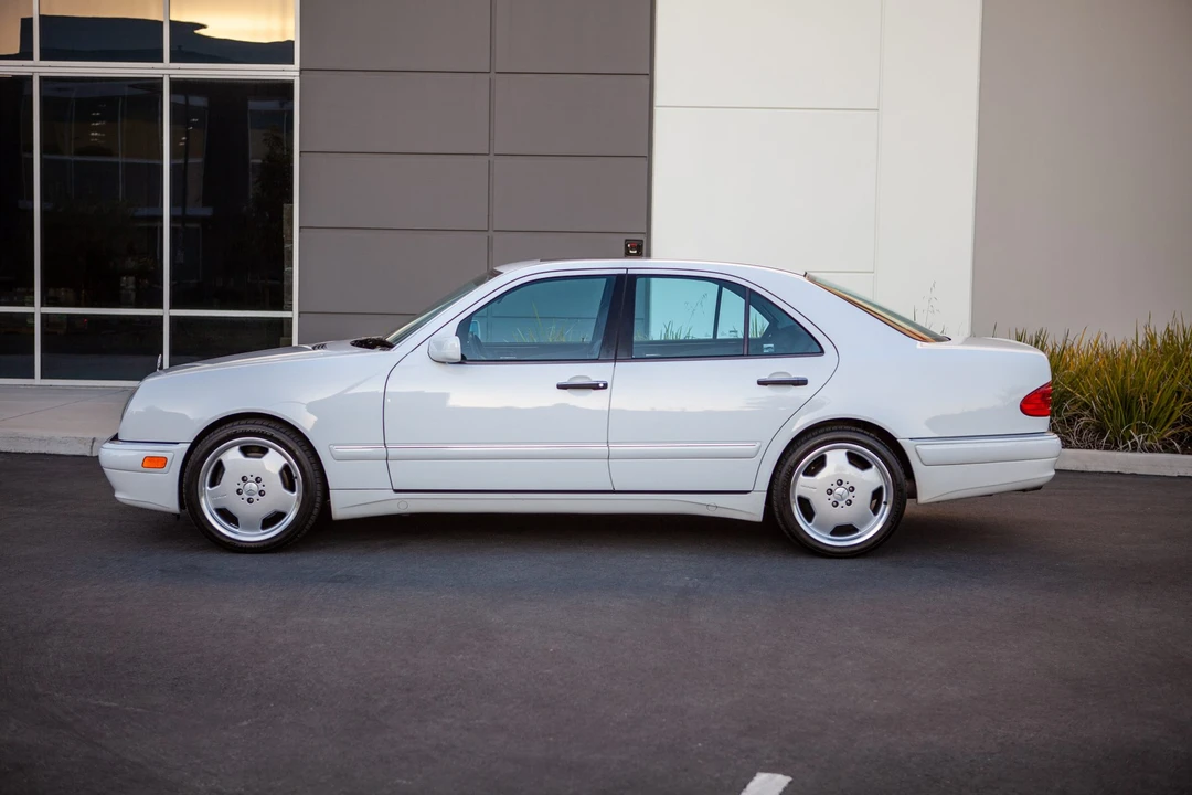 1999 Mercedes-Benz W210 E 36 & E 50 & E 55 & E 60 AMG - Image 26 of 31