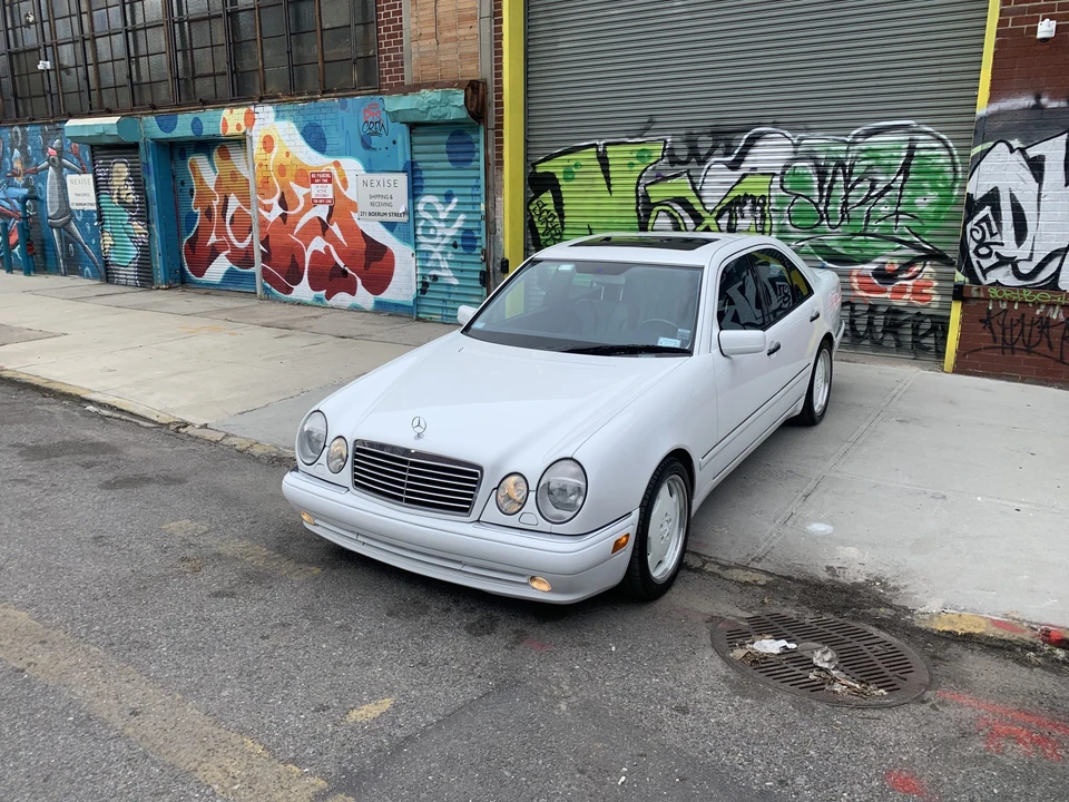 1999 Mercedes-Benz W210 E 36 & E 50 & E 55 & E 60 AMG - Image 2 of 31
