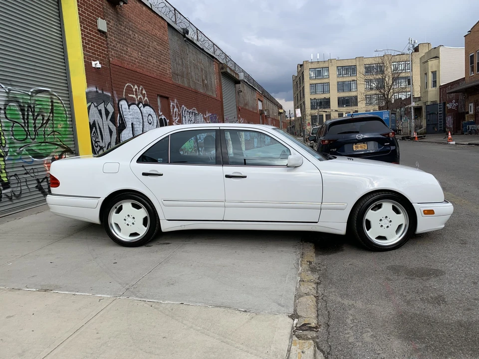 1999 Mercedes-Benz W210 E 36 & E 50 & E 55 & E 60 AMG - Image 9 of 31