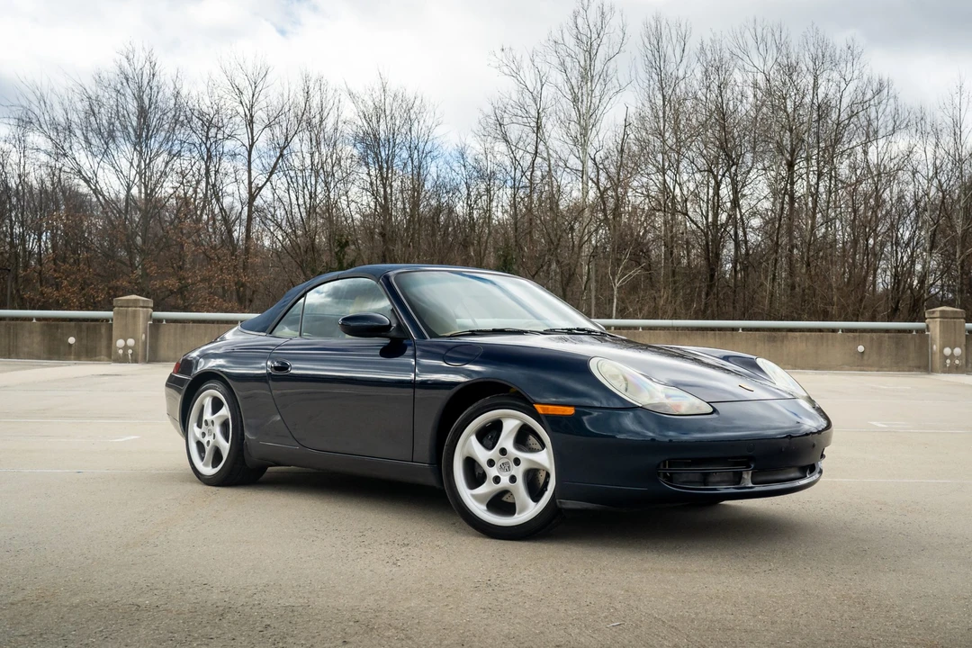 1999 Porsche 996 Carrera - Image 10 of 31