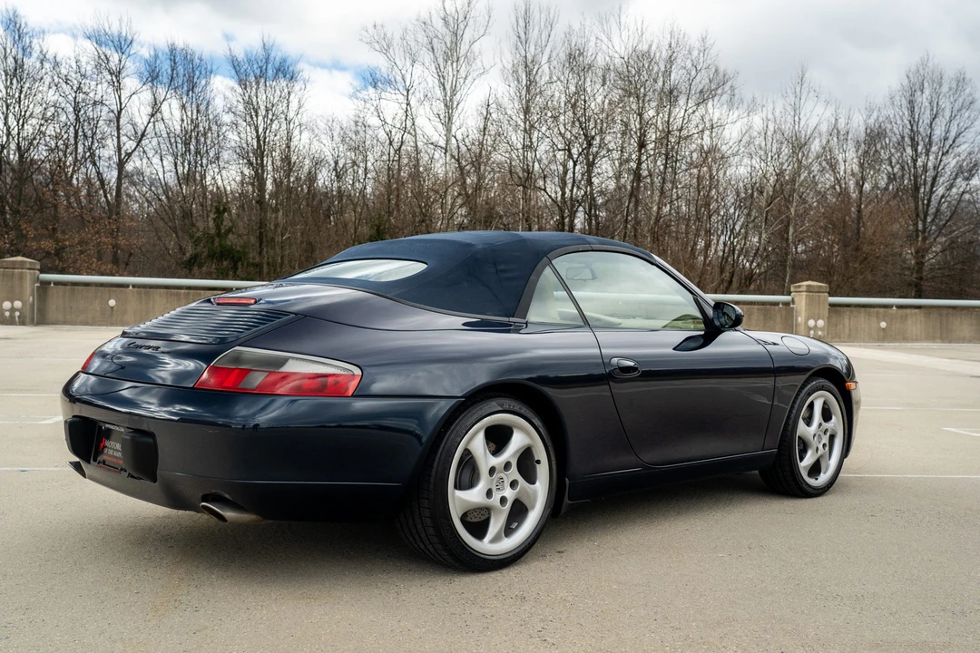 1999 Porsche 996 Carrera - Image 17 of 31