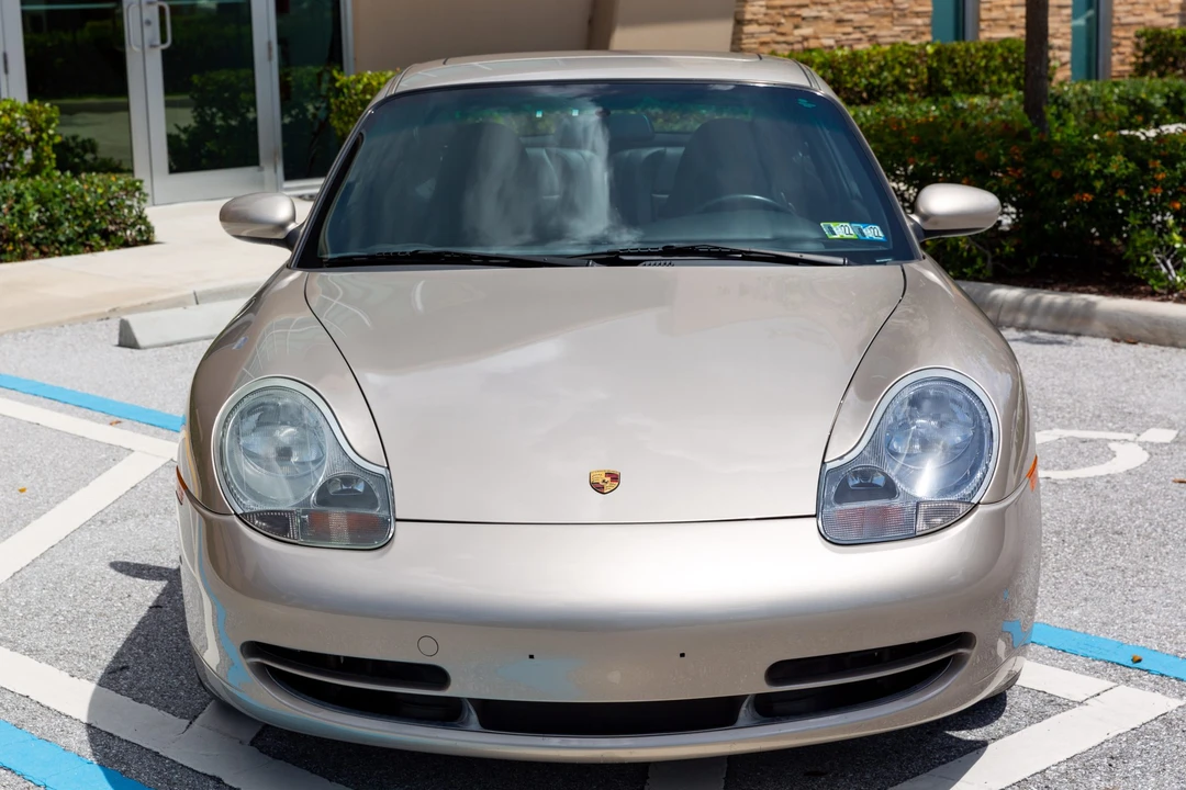 1999 Porsche 996 Carrera - Image 9 of 31