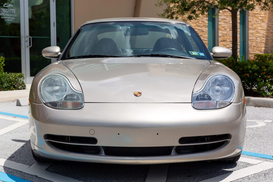 1999 Porsche 996 Carrera - Image 11 of 31