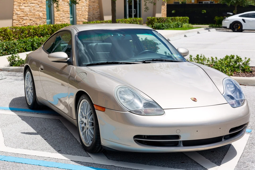 1999 Porsche 996 Carrera - Image 12 of 31