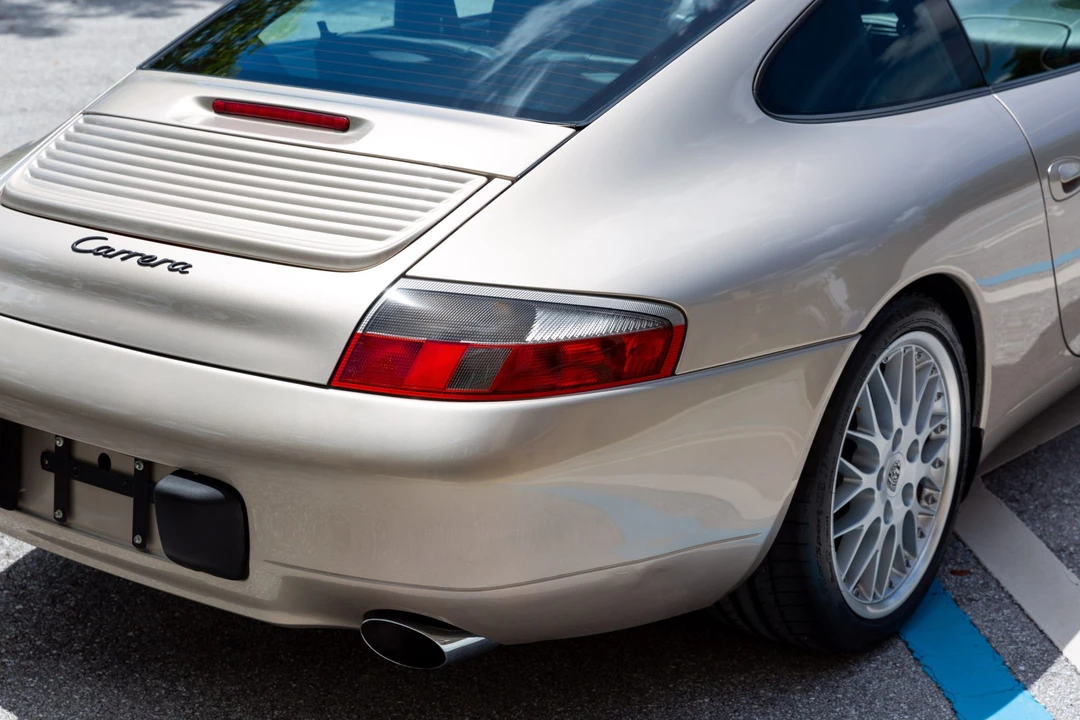 1999 Porsche 996 Carrera - Image 29 of 31