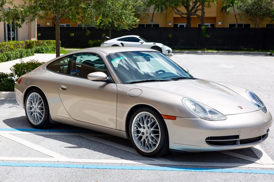 1999 Porsche 996 Carrera - Image 14 of 31