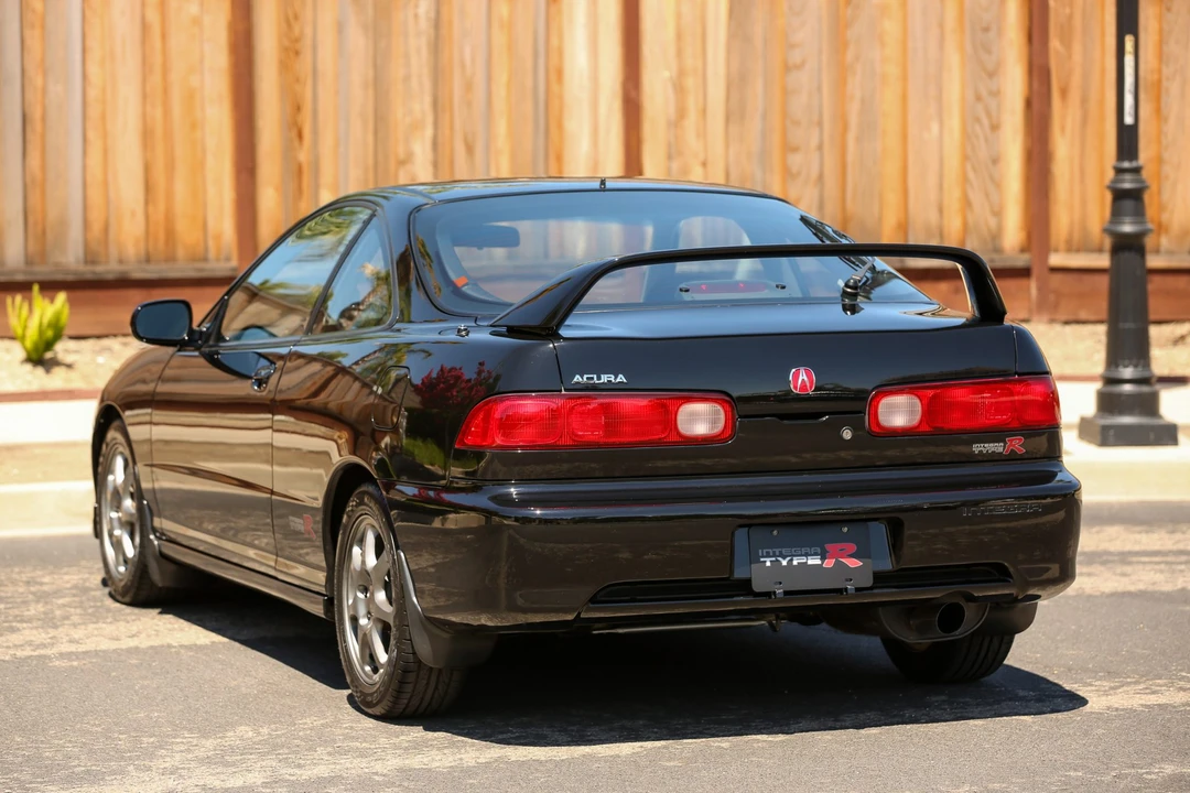 2000 Acura Integra Type R 3rd Gen - Image 17 of 31