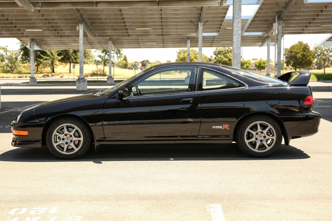 2000 Acura Integra Type R 3rd Gen - Image 9 of 31