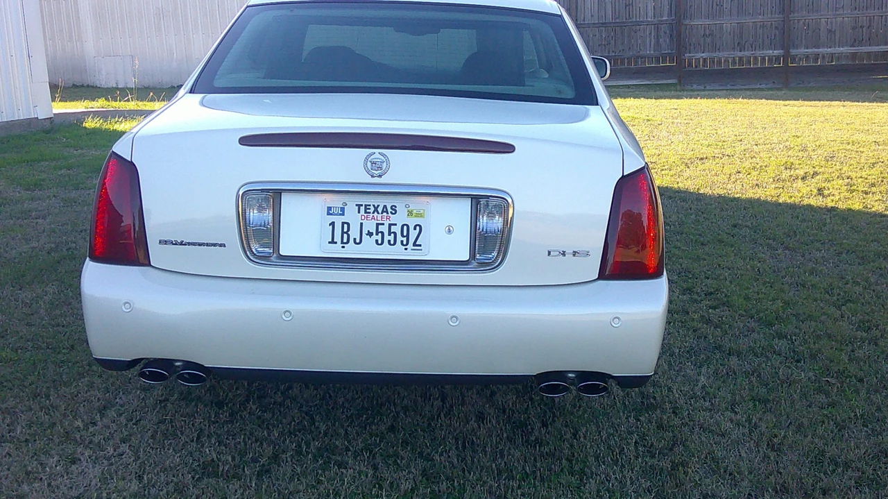 2000 Cadillac DeVille 8th Gen - Image 5 of 31