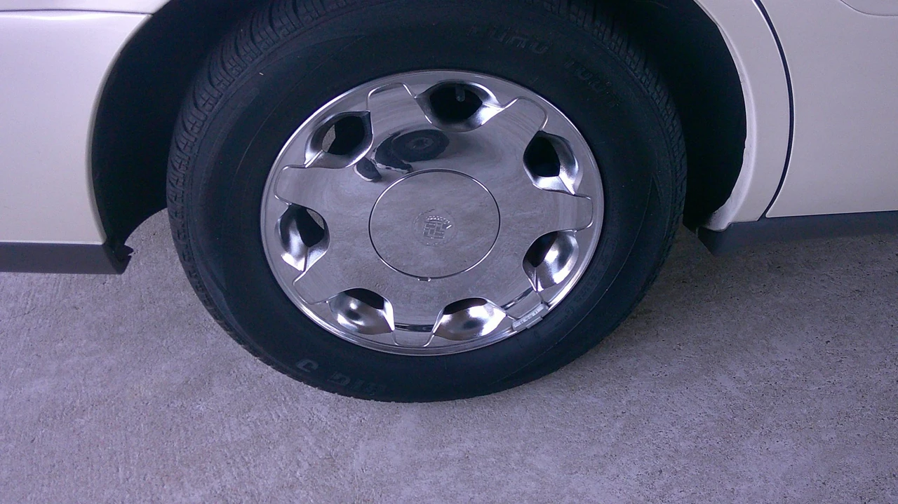 2000 Cadillac DeVille 8th Gen - Image 15 of 31