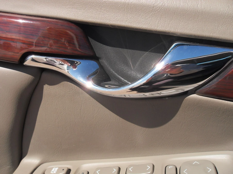 2000 Cadillac DeVille 8th Gen - Image 22 of 31
