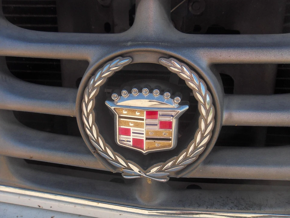 2000 Cadillac DeVille 8th Gen - Image 8 of 31