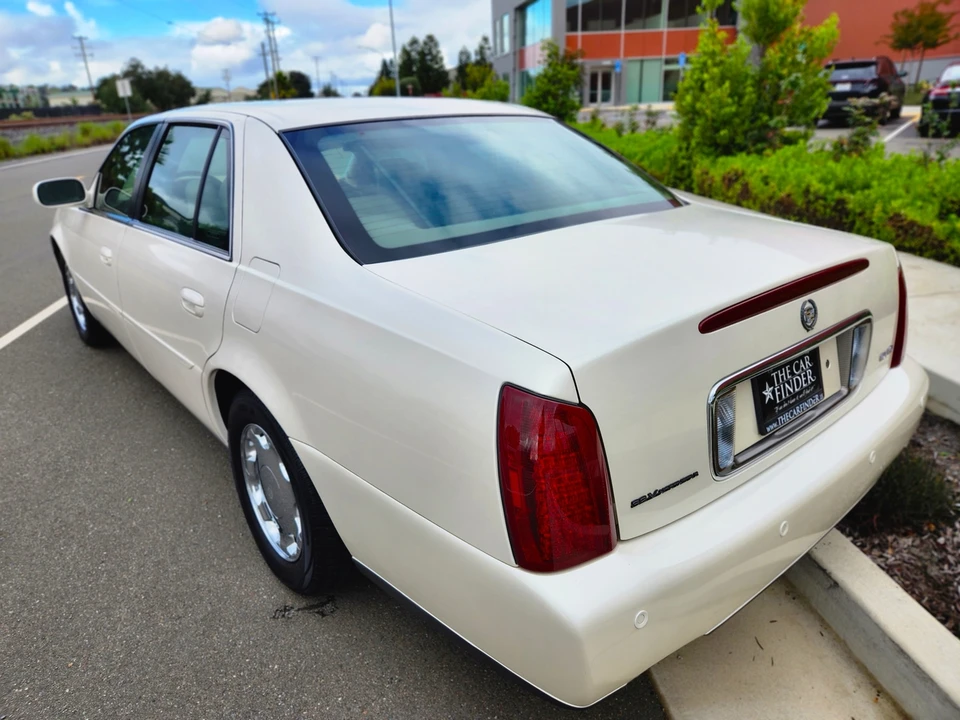 2000 Cadillac DeVille 8th Gen - Image 15 of 31