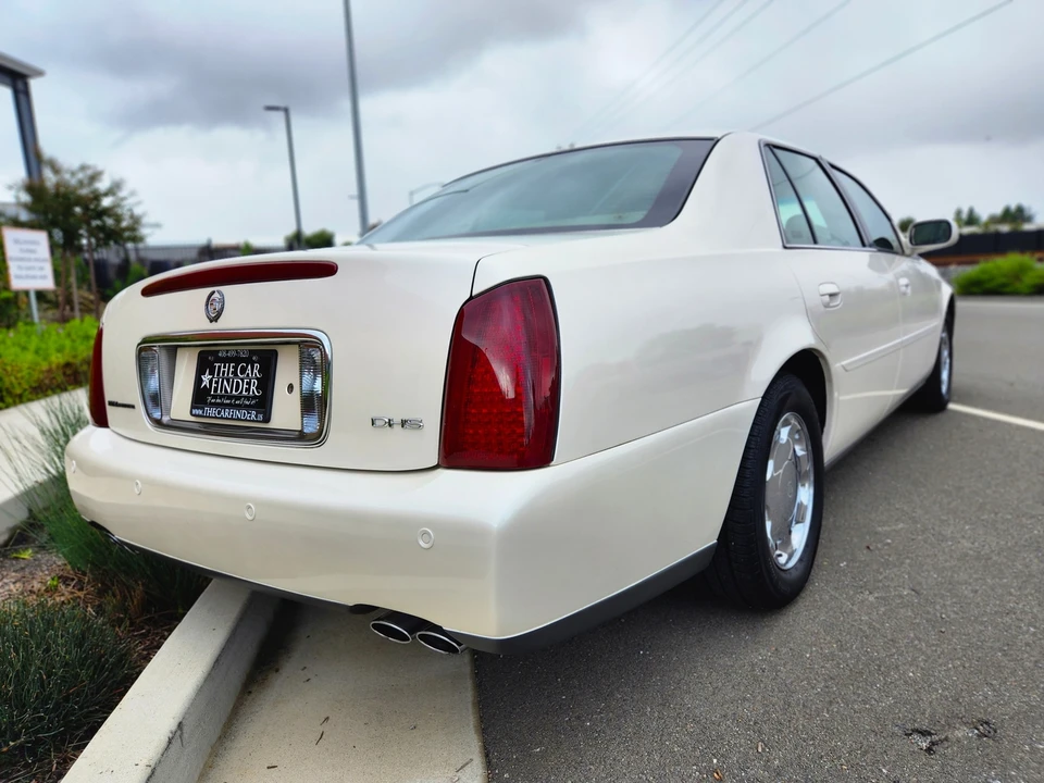 2000 Cadillac DeVille 8th Gen - Image 18 of 31