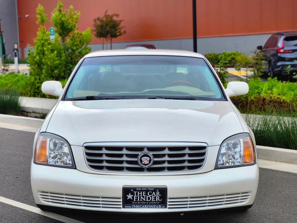 2000 Cadillac DeVille 8th Gen - Image 4 of 31