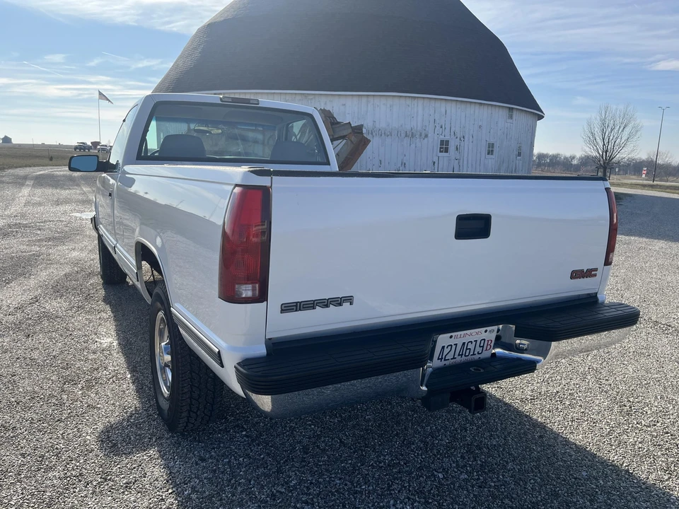 2000 GMC Sierra Heavy Duty 2nd Gen - Image 11 of 31