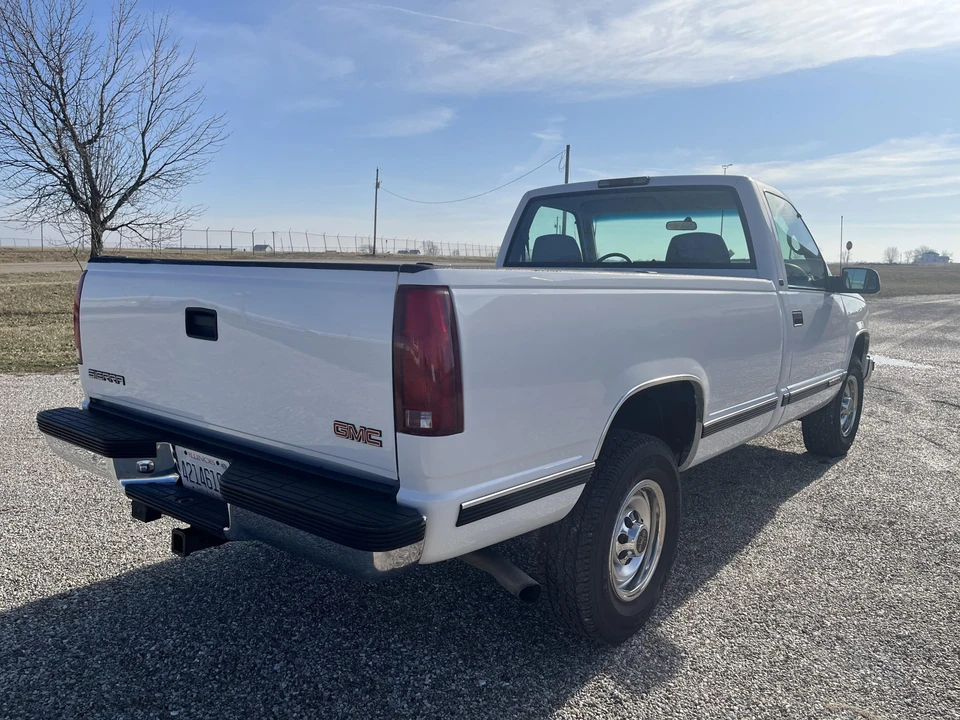 2000 GMC Sierra Heavy Duty 2nd Gen - Image 13 of 31