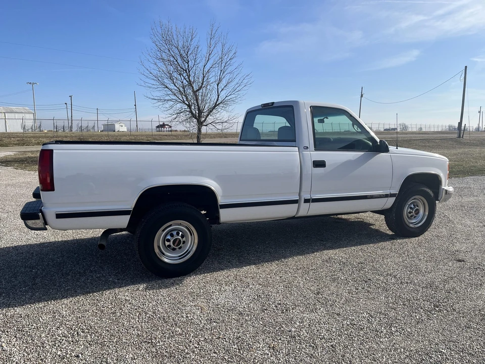 2000 GMC Sierra Heavy Duty 2nd Gen - Image 15 of 31