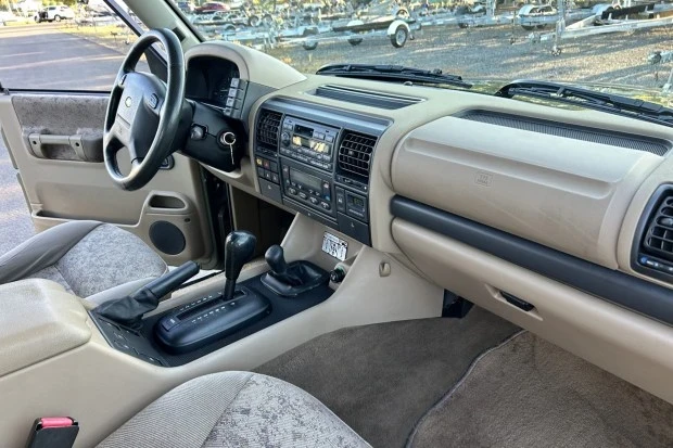2000 Land Rover Discovery 2nd Gen - Image 5 of 7