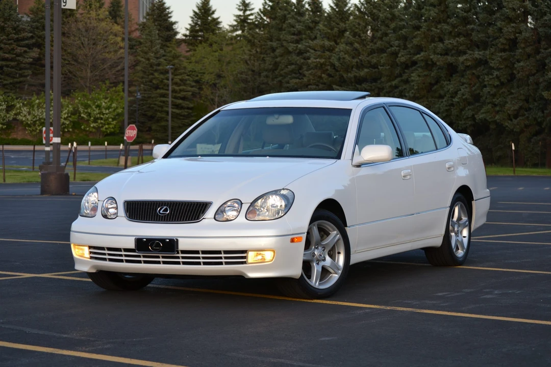 2000 Lexus GS 2nd Gen - Image 21 of 31