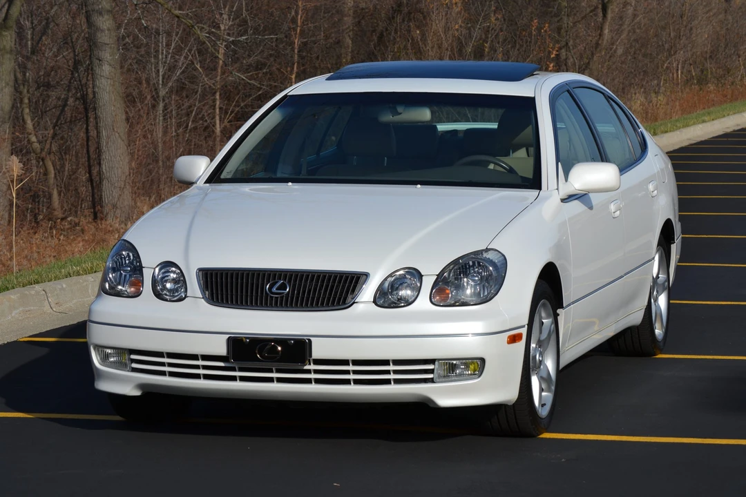 2000 Lexus GS 2nd Gen - Image 18 of 31