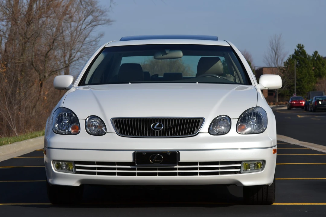 2000 Lexus GS 2nd Gen - Image 12 of 31