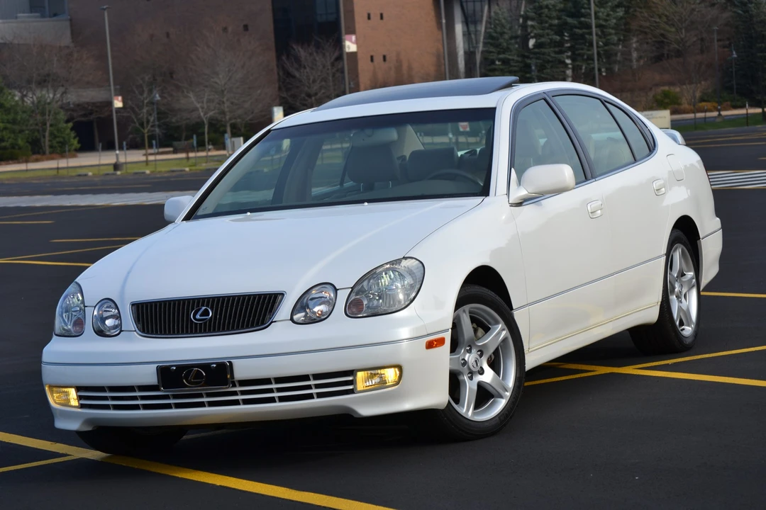 2000 Lexus GS 2nd Gen - Image 25 of 31